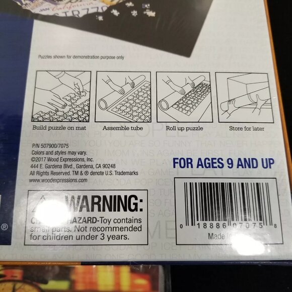 TDC Games Collapsible Puzzle Roll-Up Felt Mat 36" x 30" - Black - NEW Boxed - Picture 3 of 3